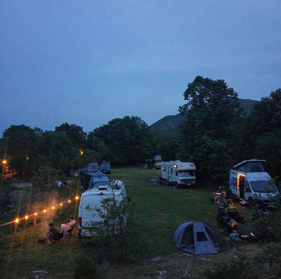 Camp Oaza,Lipa Hotel Cetinje Exterior photo